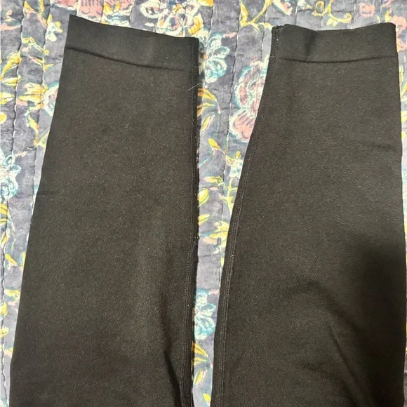 NVGTN Classic Black Leggings - Picture 2 of 2